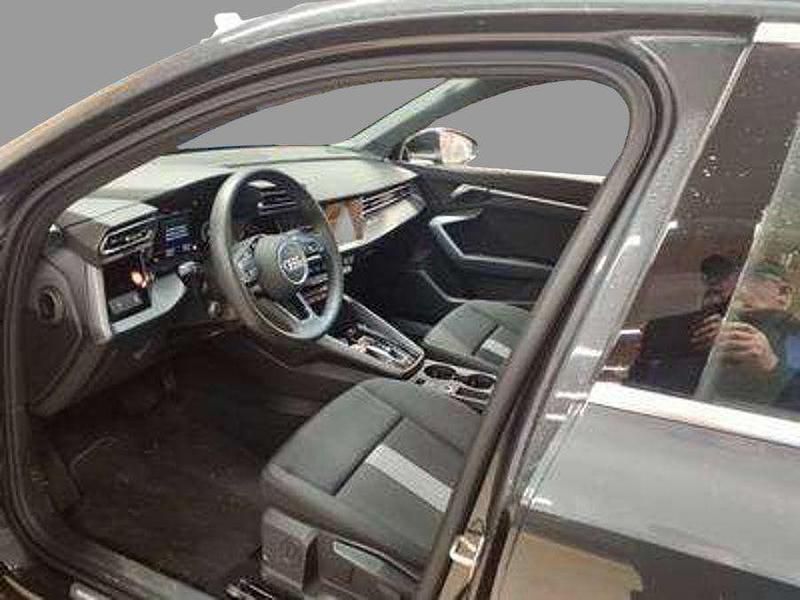 Gebraucht Audi A3 Advanced 150 PS (110 kW) 2025 Grau Limousine