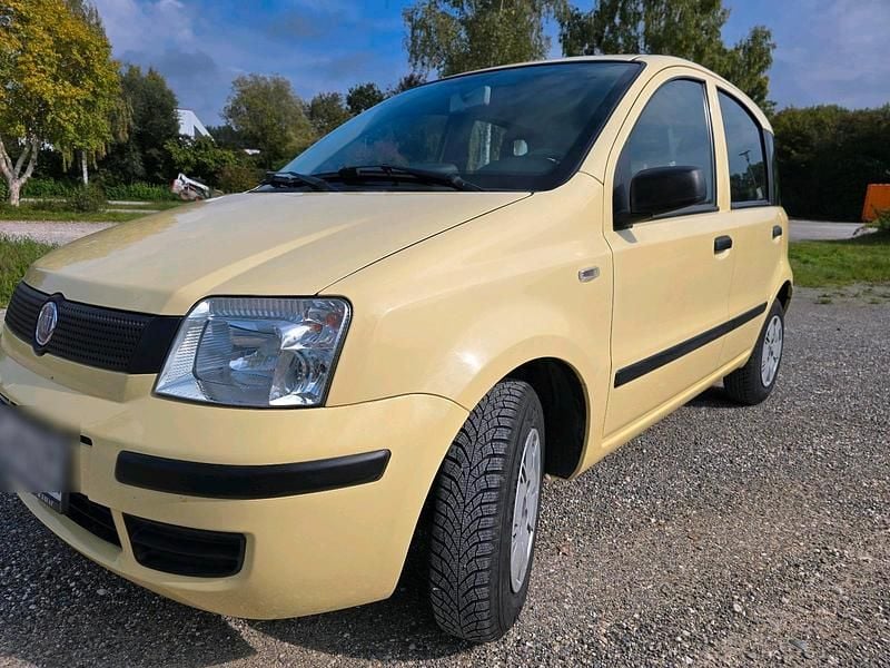 Gelb Gebraucht 2009 Fiat Panda Kleinwagen | 3.600 € (Etwas zu teuer) - Bild 1/4