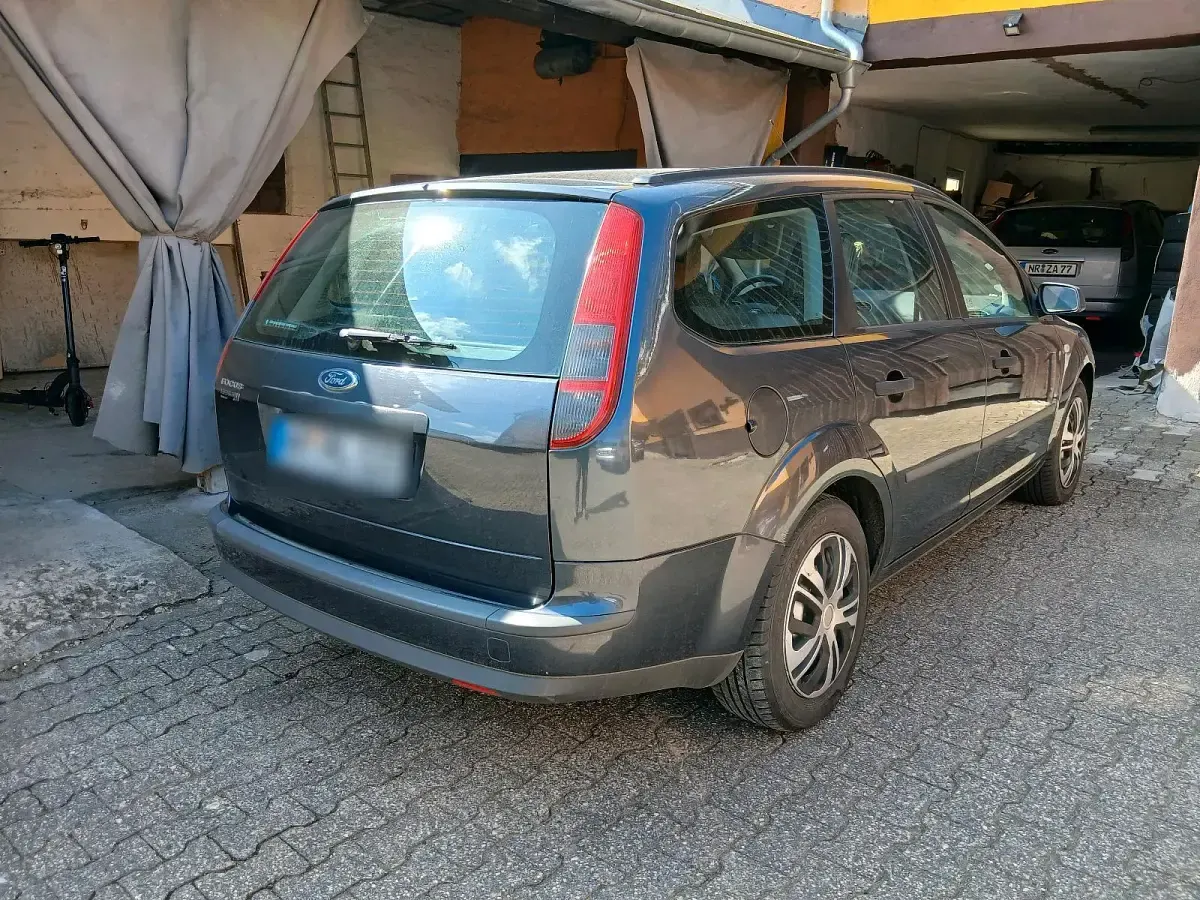 Brugt Ford Focus 106 HK (77 kW) 2006 Stationcar