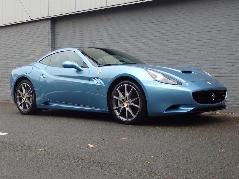 Gebraucht Ferrari California 460 PS (338 kW) 2010 Blau Cabrio