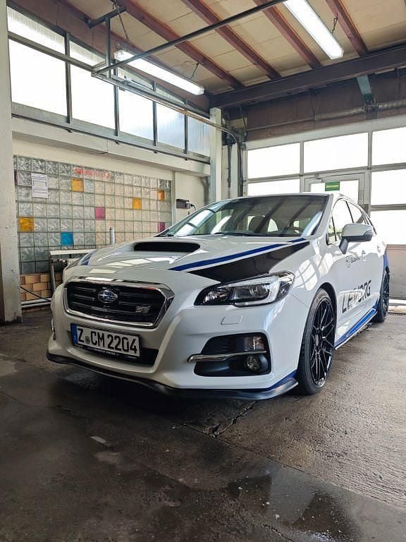 Weiß Gebraucht 2015 Subaru Levorg Sport Kombi | 14.000 € (Fairer Preis) - Bild 1/4