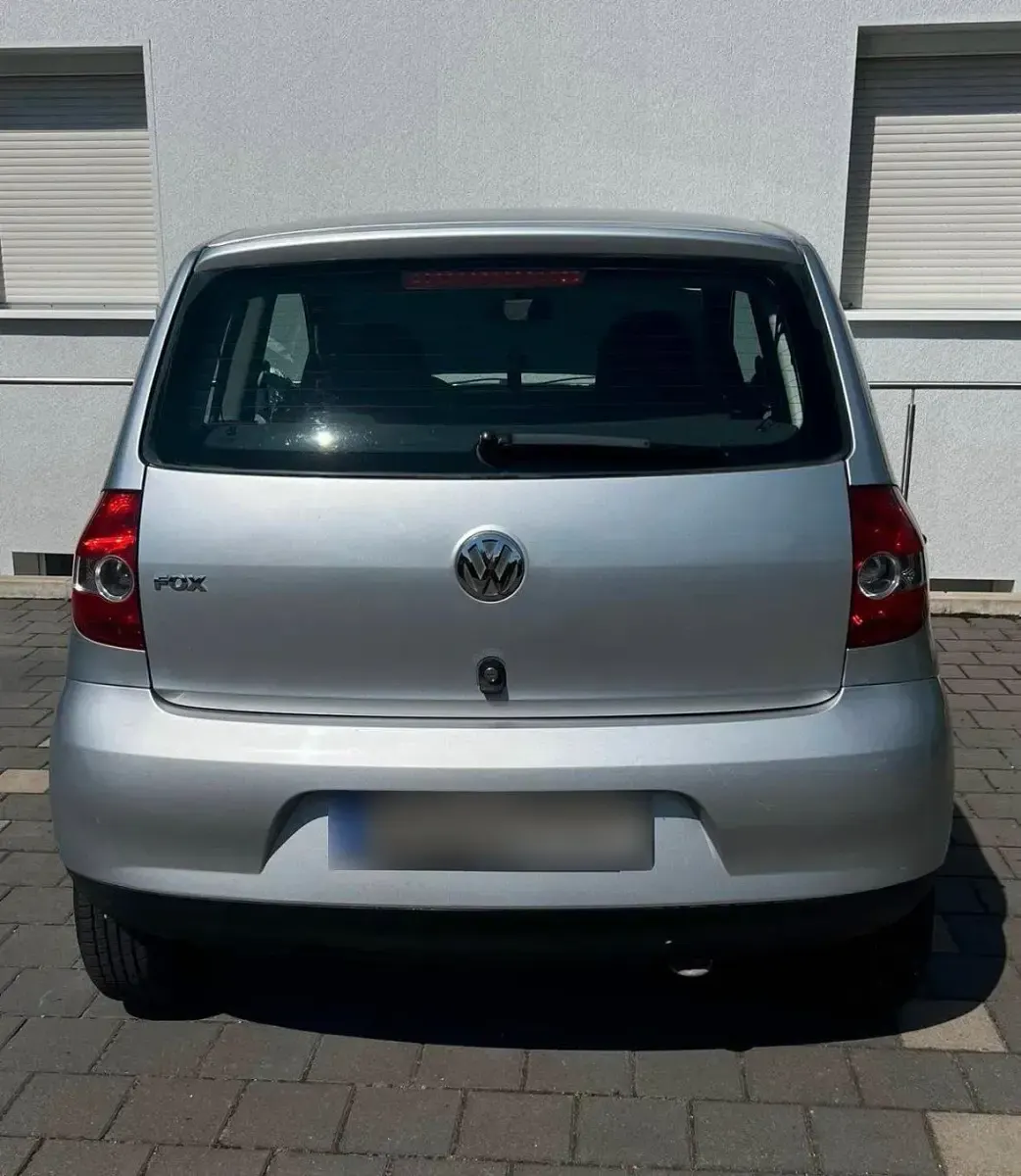 Gebraucht VW Fox 55 PS (40 kW) 2005 Silber Kleinwagen