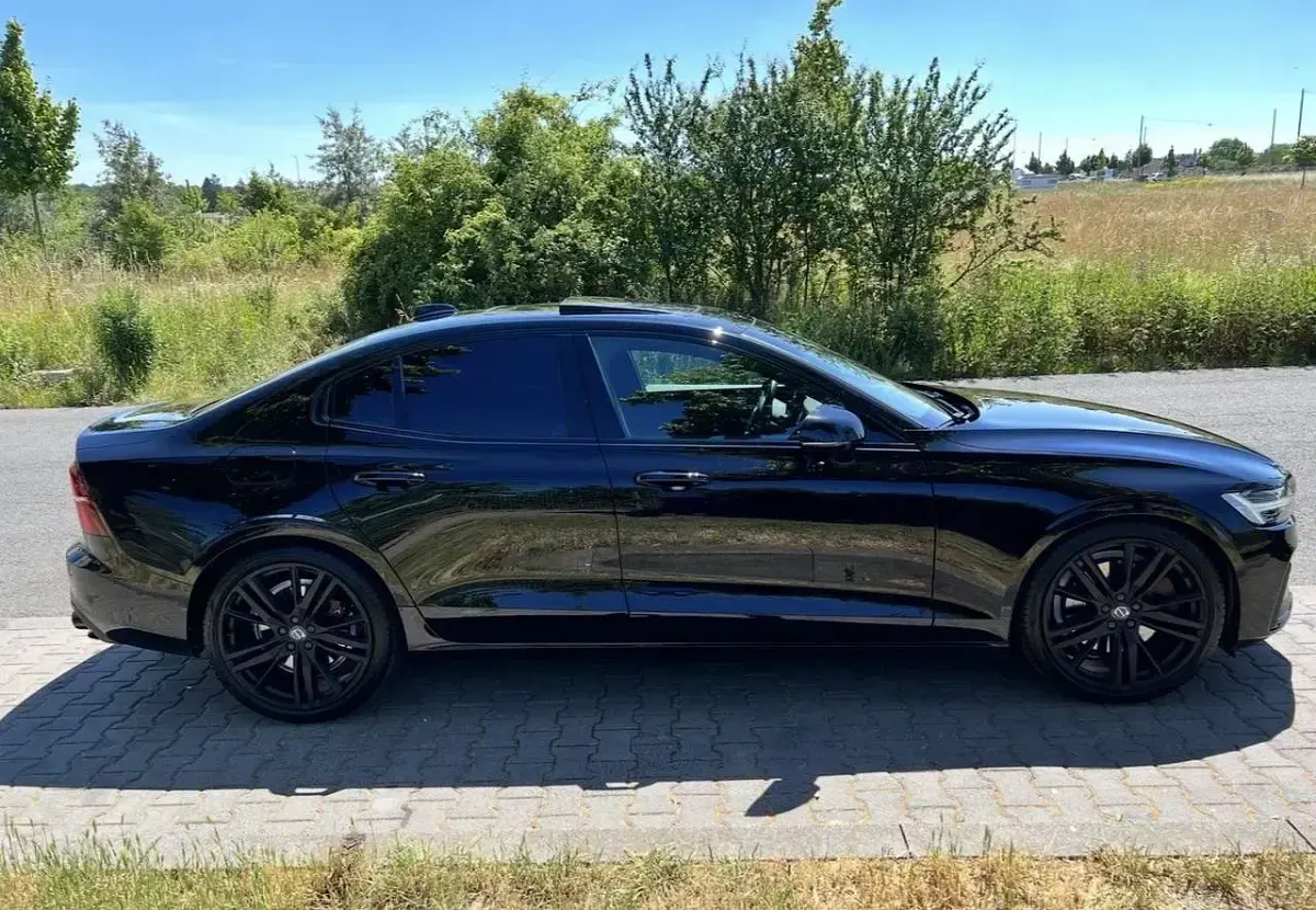 Gebraucht Volvo S60 R-Design 249 PS (183 kW) 2019 Limousine