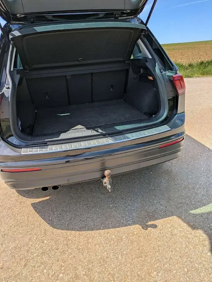 Gebraucht VW Tiguan United 150 PS (110 kW) 2020 Schwarz SUV