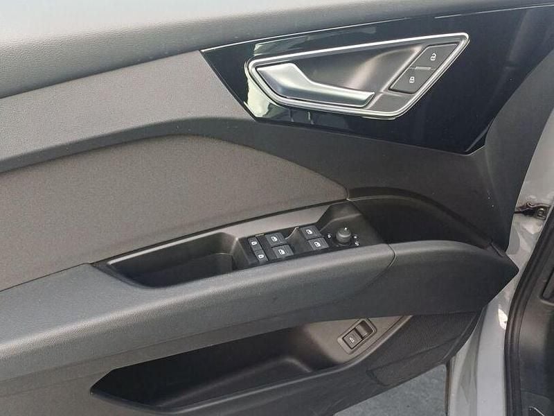 Gebraucht Audi Q4 e-tron 125 kW (170 PS) 2022 Grau SUV
