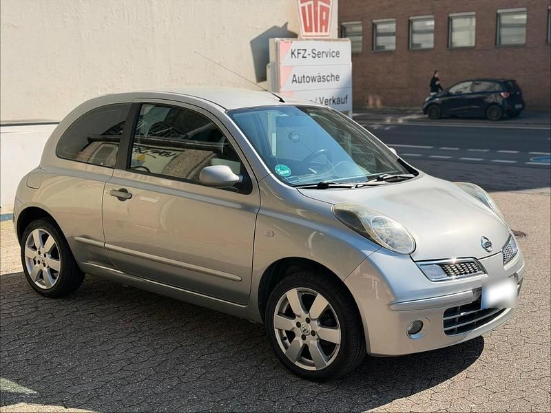 Gebraucht Nissan Micra 65 PS (47 kW) 2008 Silber Kleinwagen