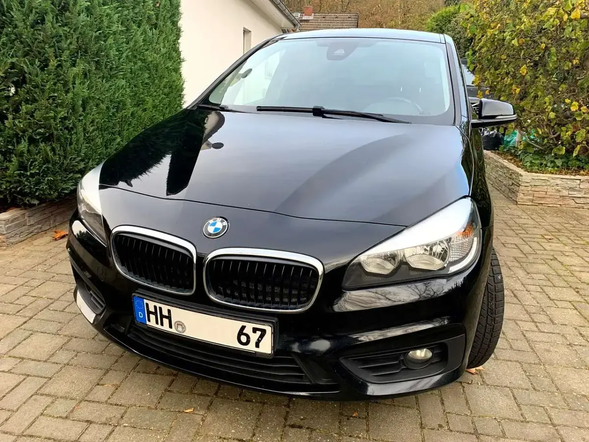 Używany BMW 218 150 KM (110 kW) 2017 Czarny Kombi