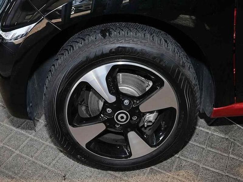 Gebraucht Smart ForFour Electric Drive Passion 60 kW (82 PS) 2020 Karosserie in black Limousine