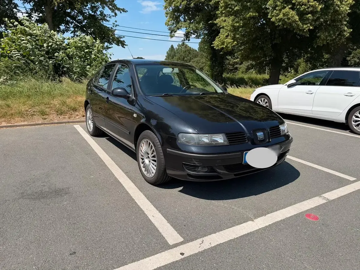 Gebraucht Seat Leon 105 PS (77 kW) 2004 Schwarz Kleinwagen
