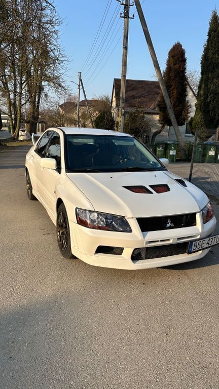 Weiß Gebraucht 2002 Mitsubishi Lancer Limousine | 28.000 € - Bild 1/4