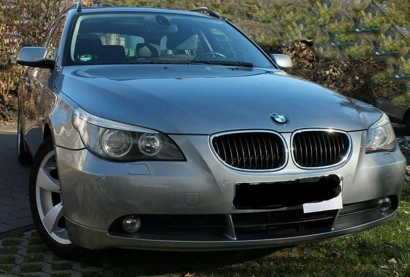 Silber Gebraucht 2005 BMW 523 Kombi | 3.050 € (Guter Preis) - Bild 1/4