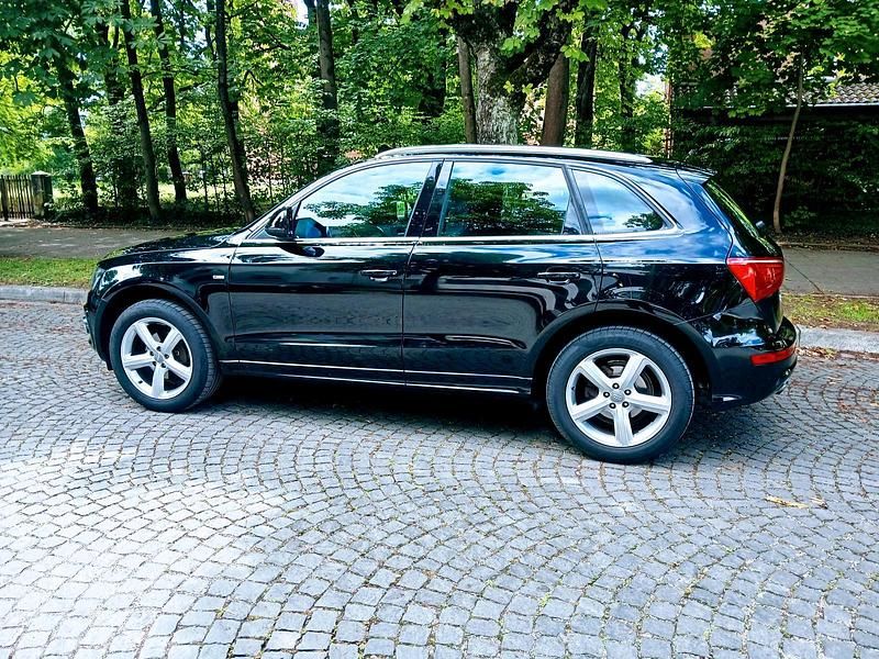 Gebraucht Audi Q5 S-Line 180 PS (132 kW) 2010 Schwarz SUV
