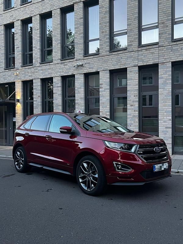 Rot Gebraucht 2018 Ford Edge ST-Line SUV | 18.000 € - Bild 1/4