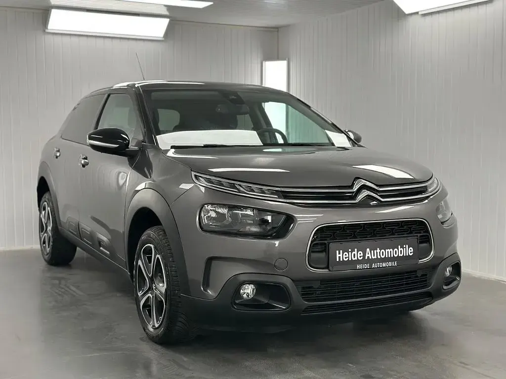 Second-hand Citroën C4 Feel 111 CP (81 kW) 2018 Gri Berlinǎ