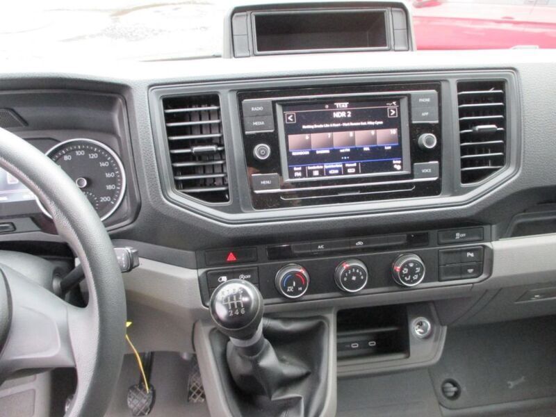 Gebraucht VW Crafter 140 PS (102 kW) 2021 Candyweiss Van