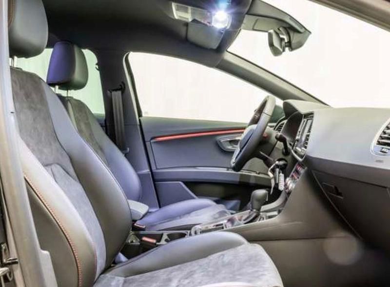 Schwarz Gebraucht 2020 Seat Leon ST FR Kombi | 16.998 € (Teuer) - Bild 1/4