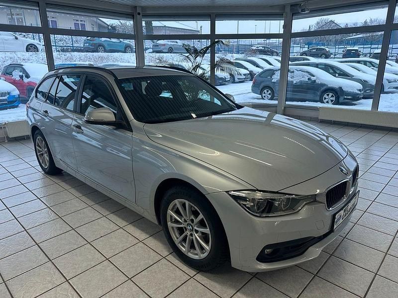 Gebraucht BMW 318 Performance 150 PS (110 kW) 2019 Silber Kombi