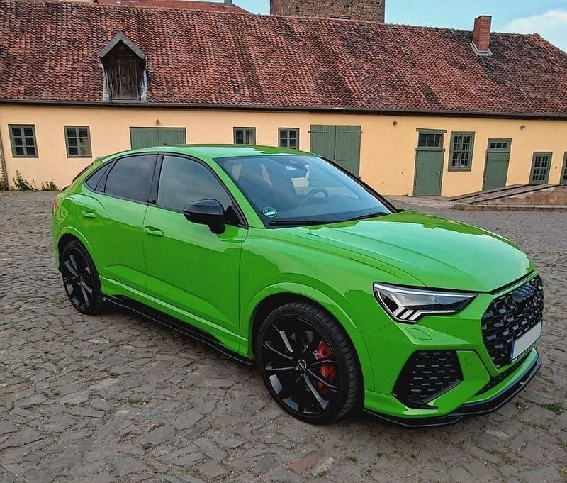 Grün Gebraucht 2021 Audi RS Q3 Ambiente SUV | 49.999 € (Fairer Preis) - Bild 1/4