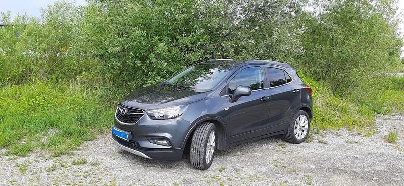 Grau Gebraucht 2018 Opel Mokka X Selective SUV | 9.950 € (Superpreis) - Bild 1/4