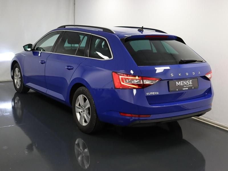 Gebraucht Skoda Superb Ambition 150 PS (110 kW) 2023 Blau Kombi