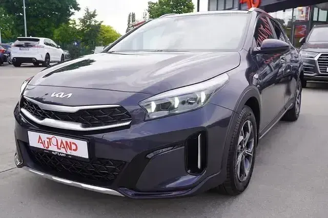 Neu Kia XCeed 150 PS (110 kW) 2026 Grau SUV