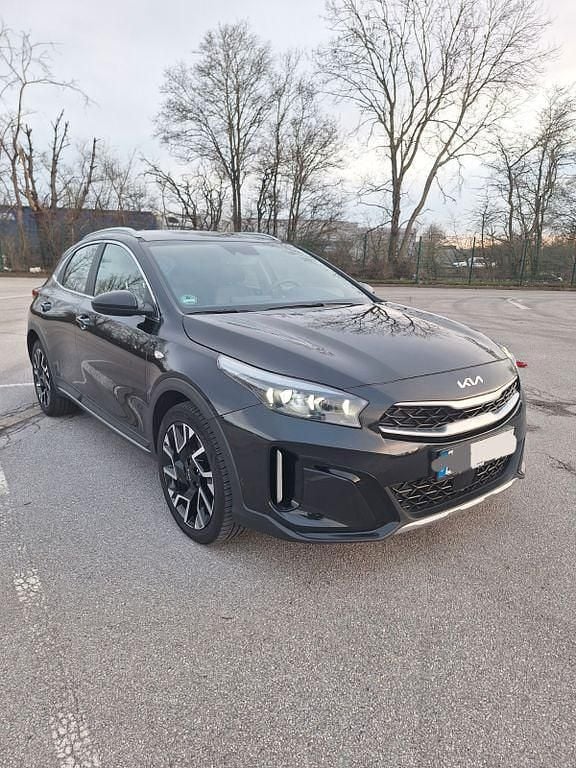 Gebraucht Kia XCeed Vision 160 PS (117 kW) 2024 Schwarz SUV