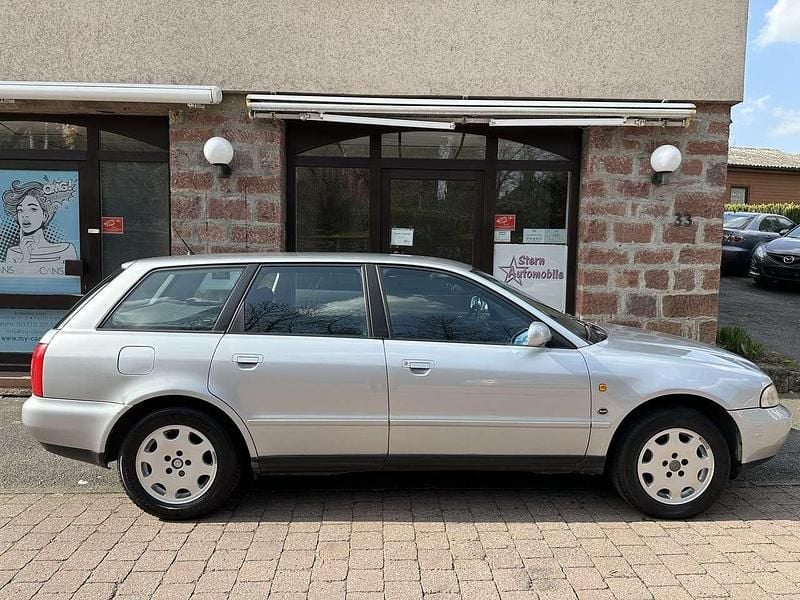 Gebraucht Audi A4 125 PS (91 kW) 1997 Silber Kombi