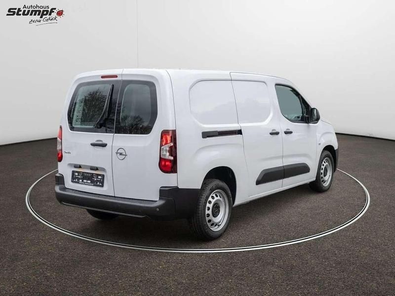 Gebraucht Opel Combo 102 PS (75 kW) 2024 Kaolin weiß Van / Kleinbus