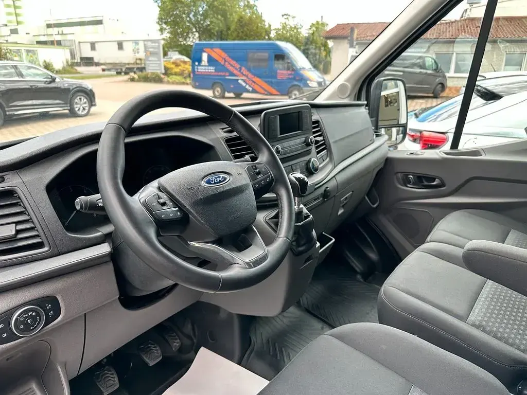 Gebraucht Ford Transit 131 PS (96 kW) 2023 Weiß Limousine