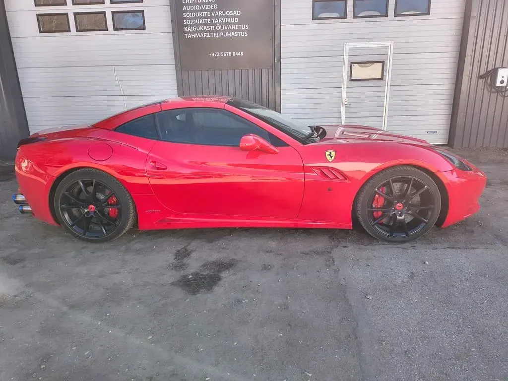 Gebraucht Ferrari California 460 PS (338 kW) 2010 Rot Cabrio