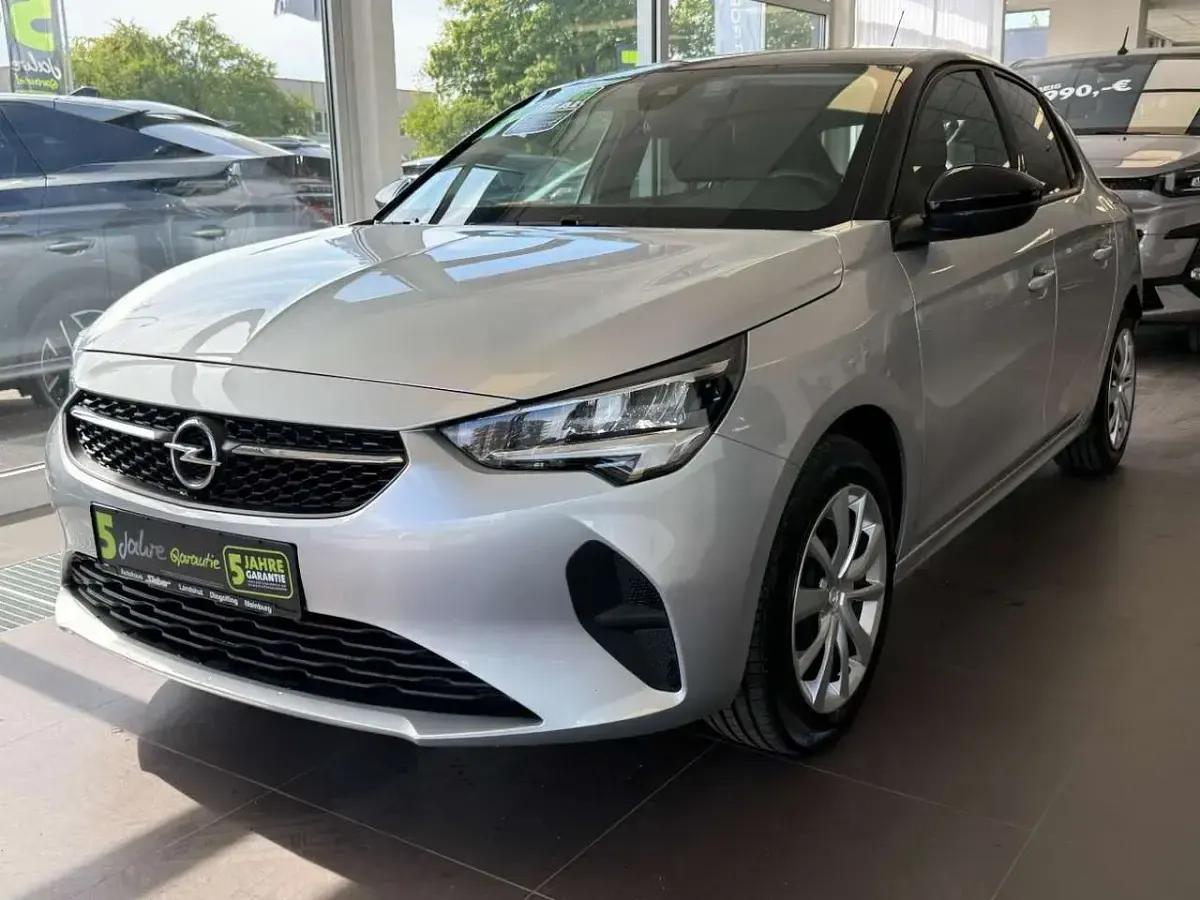 Gebraucht Opel Corsa-e Edition 100 kW (136 PS) 2022 Aluminium silb/kristall silb Kleinwagen