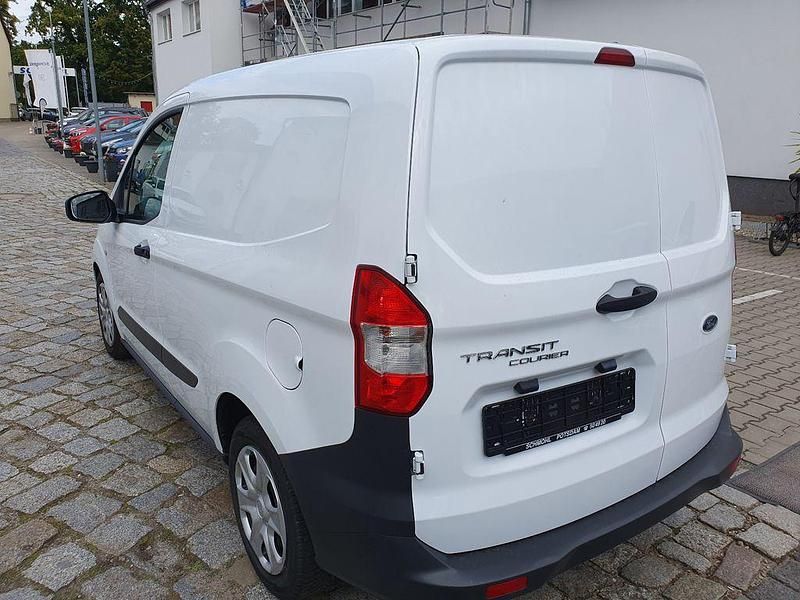 Gebraucht Ford Transit Trend 101 PS (74 kW) 2022 Frozen white Van / Kleinbus