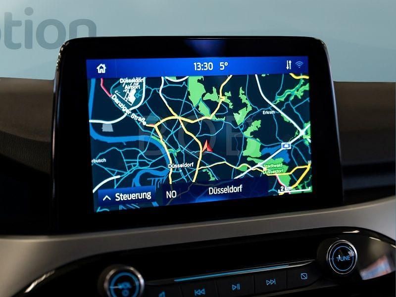 Gebraucht Ford Kuga 150 PS (110 kW) 2024 Silber SUV