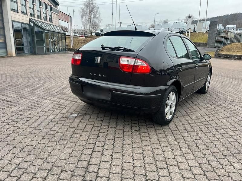 Gebraucht Seat Leon 105 PS (77 kW) 2005 Schwarz Kleinwagen