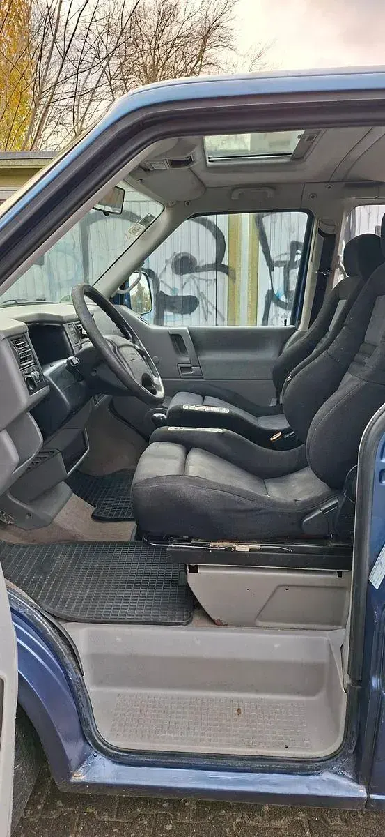 Gebraucht VW Multivan 140 PS (102 kW) 1997 Blau Van / Kleinbus