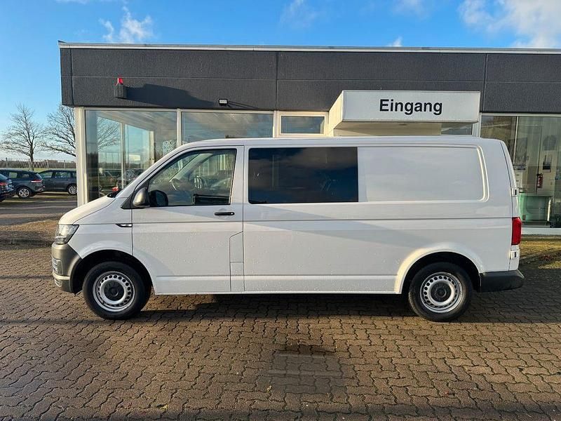 Gebraucht VW Transporter 102 PS (75 kW) 2021 Weiß Van