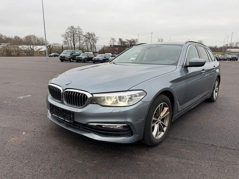 Gebraucht BMW 520 190 PS (139 kW) 2018 Grau Kombi