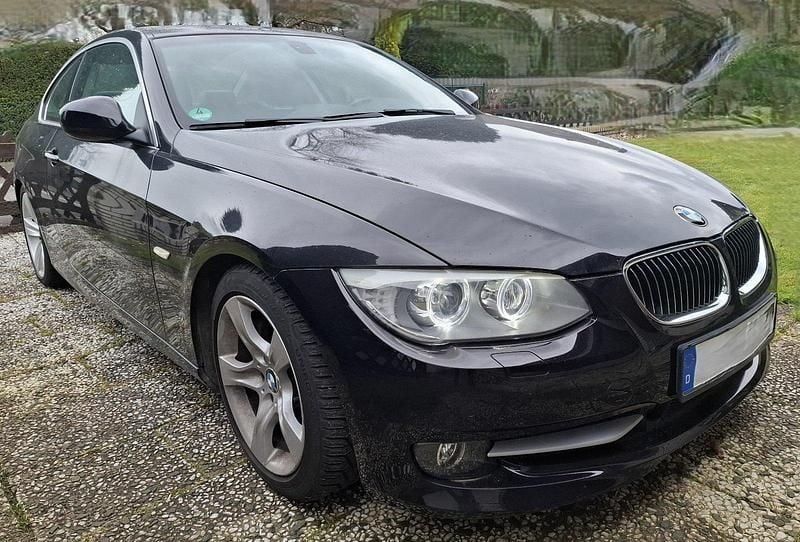 Gebraucht BMW 335 306 PS (225 kW) 2012 Schwarz Coupé