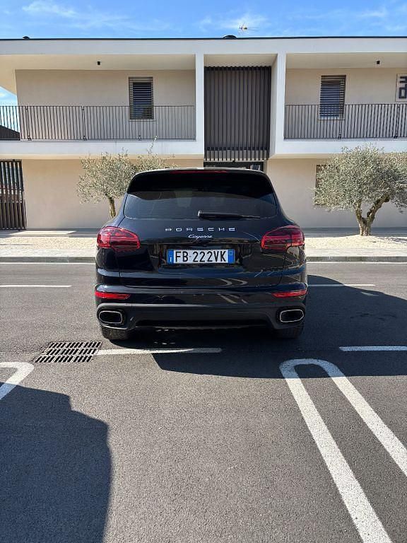 Gebraucht Porsche Cayenne 262 PS (192 kW) 2015 Schwarz SUV