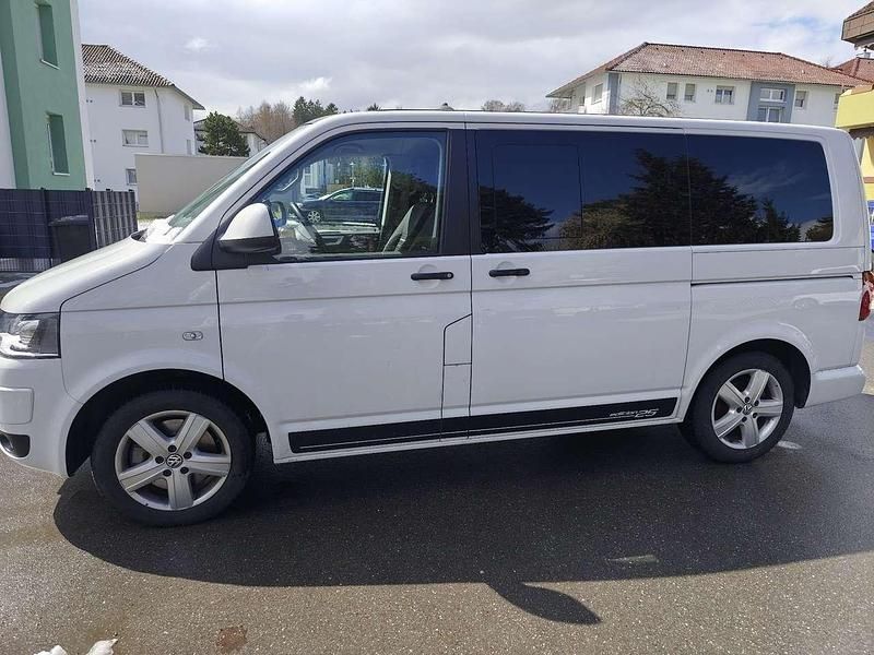 Gebraucht VW T5 Edition 179 PS (131 kW) 2014 Weiß Van