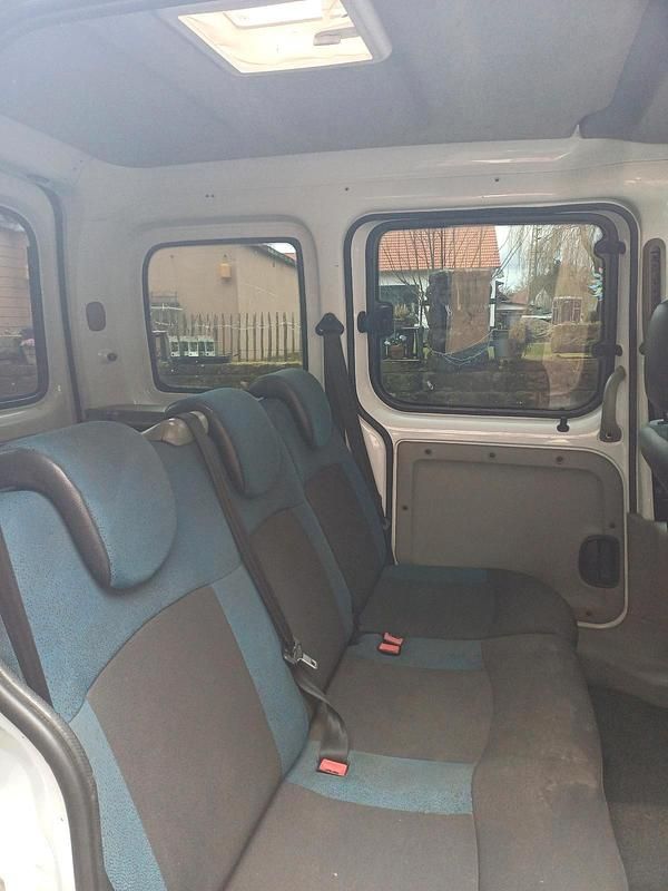 Gebraucht Renault Kangoo 68 PS (50 kW) 2008 Weiß Van / Kleinbus