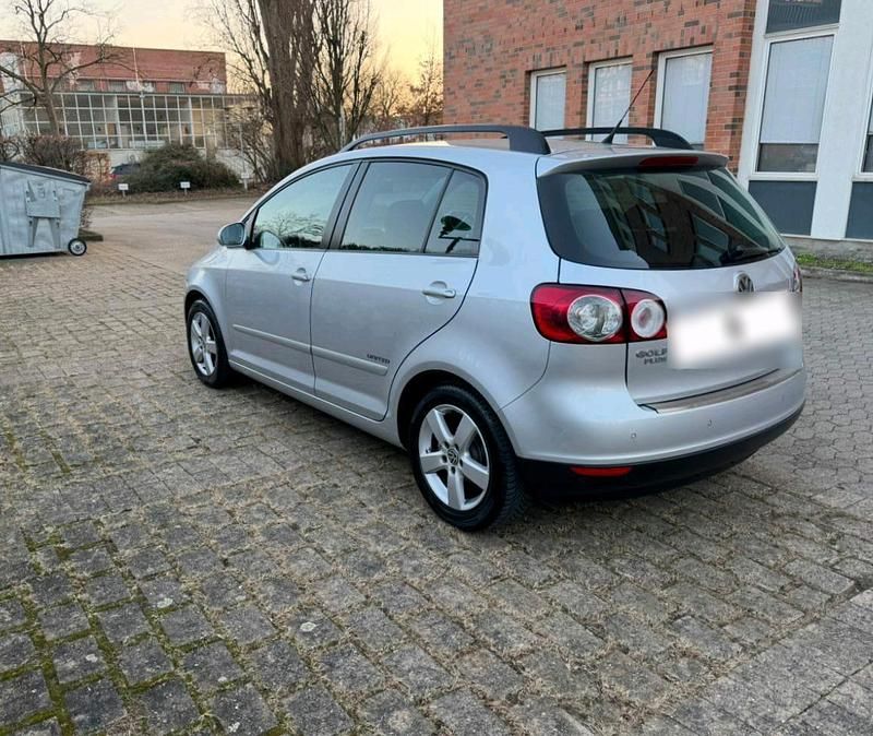 Gebraucht VW Golf Plus Cross 122 PS (89 kW) 2008 Silber Van / Kleinbus