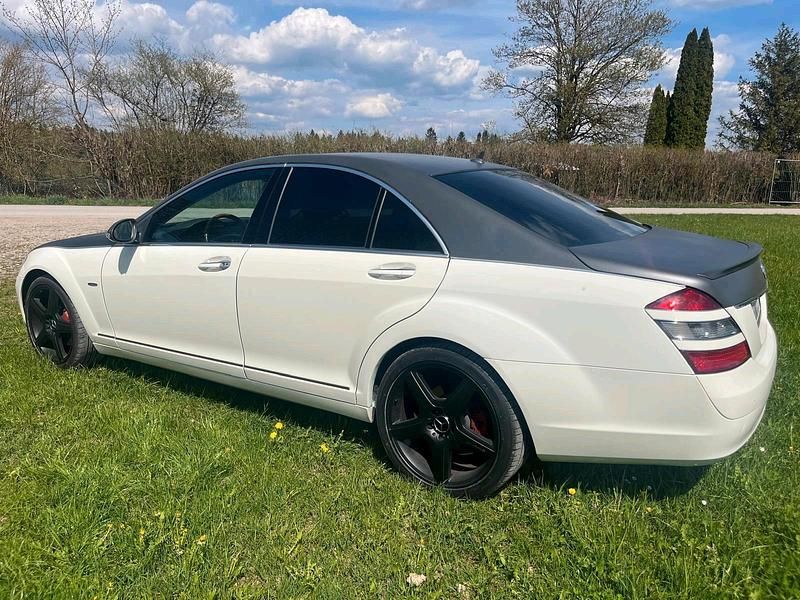 Second-hand Mercedes S320 2009 Alb Berlinǎ