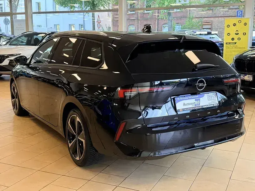 Gebraucht Opel Astra Elegance 131 PS (96 kW) 2024 Schwarz Kombi