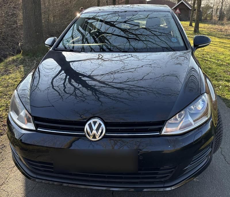 Gebraucht VW Golf VII 86 PS (63 kW) 2014 Schwarz Kleinwagen