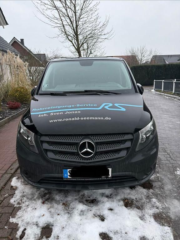 Gebraucht Mercedes Vito 163 PS (119 kW) 2016 Schwarz Van