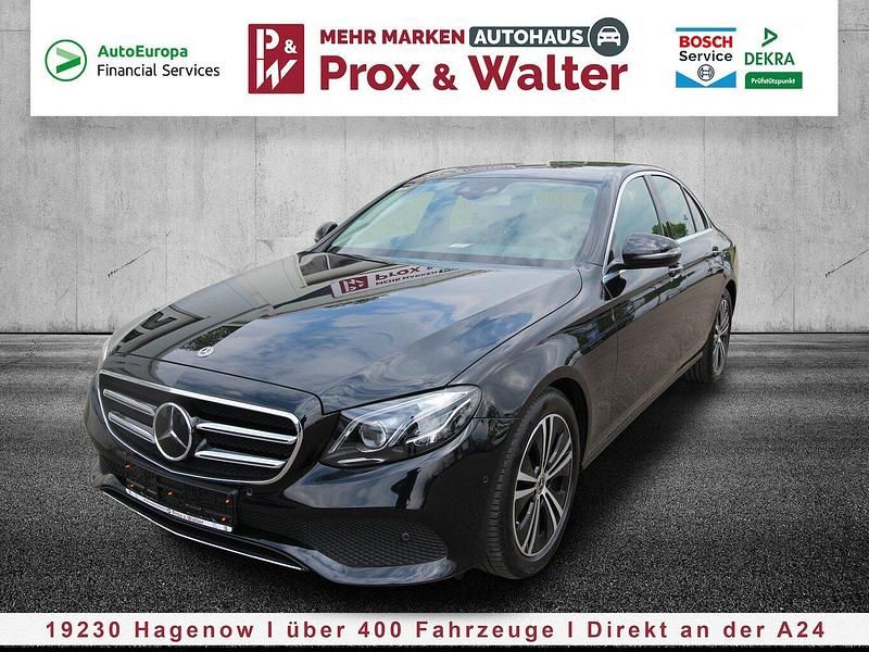 Gebraucht Mercedes E220 Avantgarde 194 PS (142 kW) 2020 Obsidianschwarz metallic Limousine