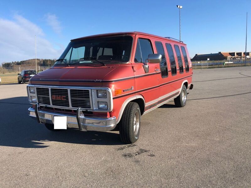 Rot metallic Gebraucht 1985 GMC Vandura Van / Kleinbus | 18.300 € - Bild 1/4