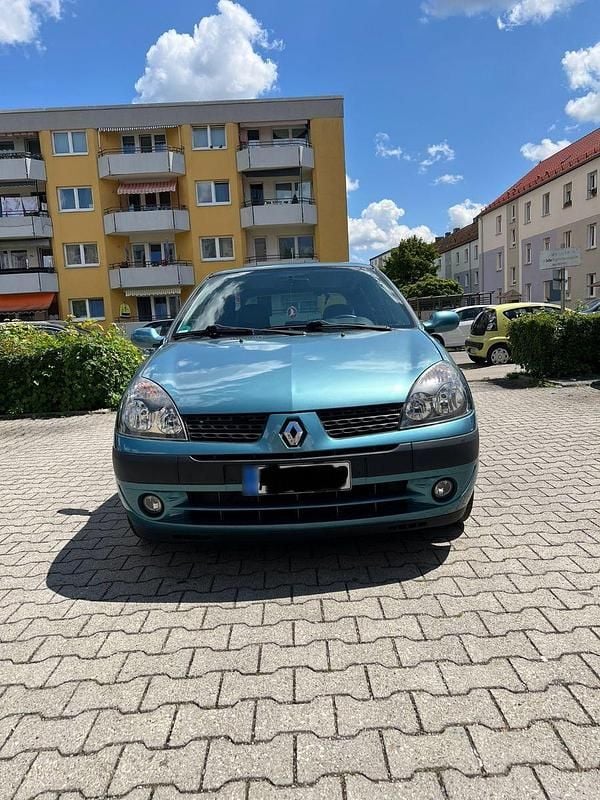 Gebraucht Renault Clio II Dynamique 75 PS (55 kW) 2002 Blau Kleinwagen