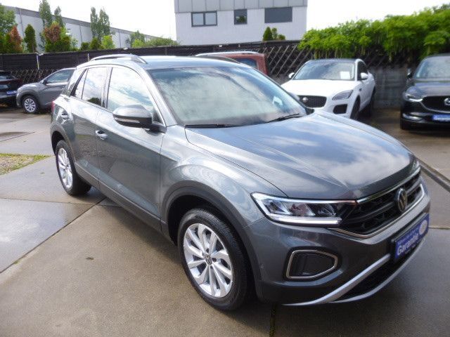 Grau Gebraucht 2023 VW T-Roc Life SUV | 23.999 € (Guter Preis) - Bild 1/4